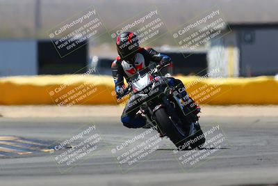 media/Mar-28-2022-Superbike Trackdays (Mon) [[b8603d0f67]]/Novice Group (1130am-12pm)/Turn 2/